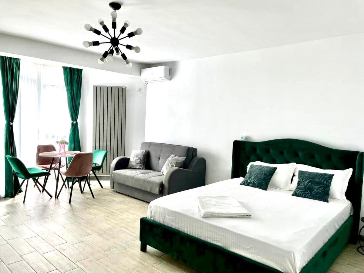 Nicolas By Alezzii Beach Apartament Studio Năvodari Exteriör bild